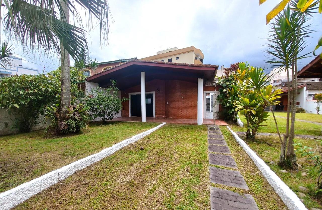 Casa de férias Casa Jardim Com 5 Quartos Em