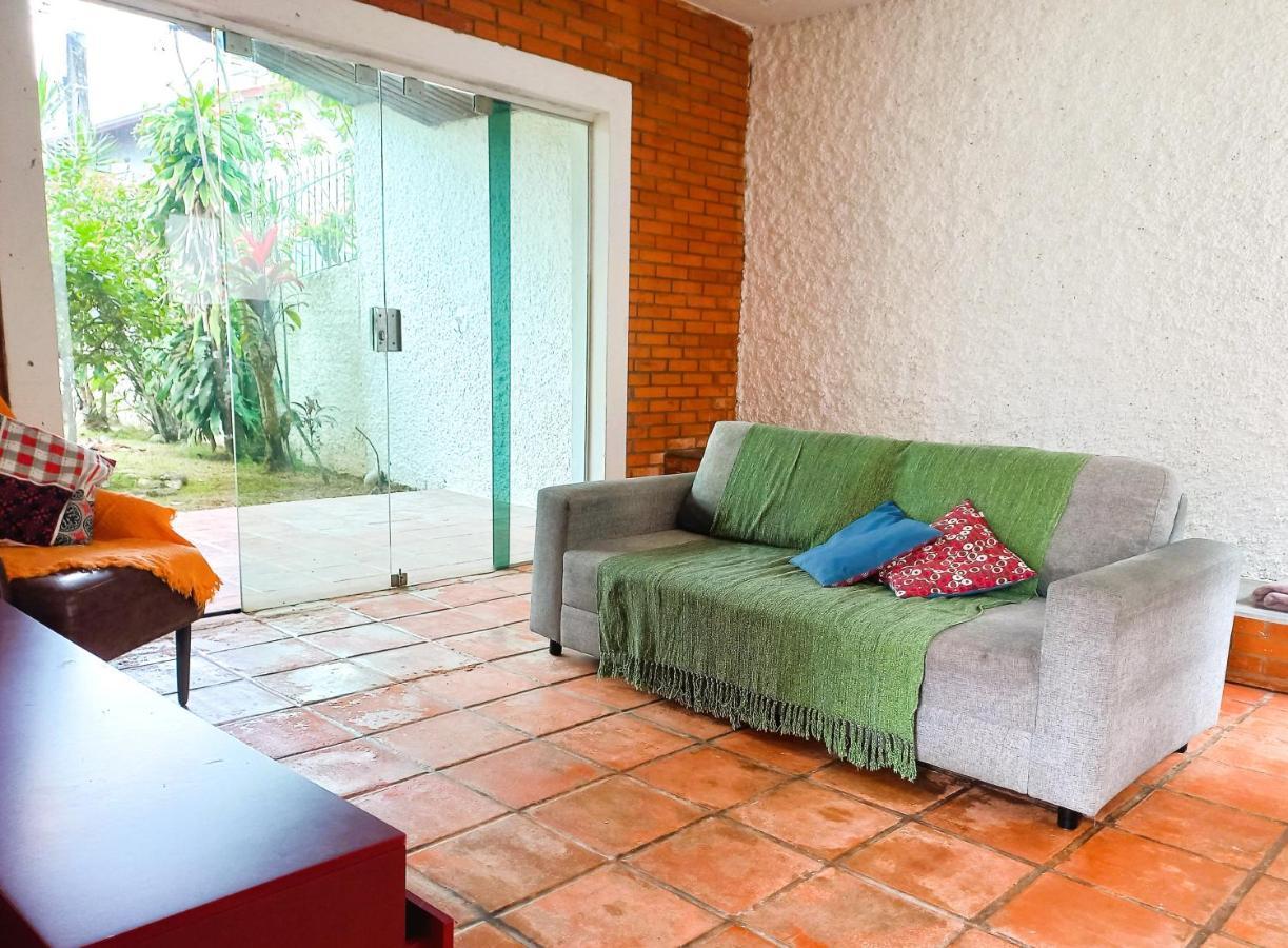 Casa de férias Casa Jardim Com 5 Quartos Em *
